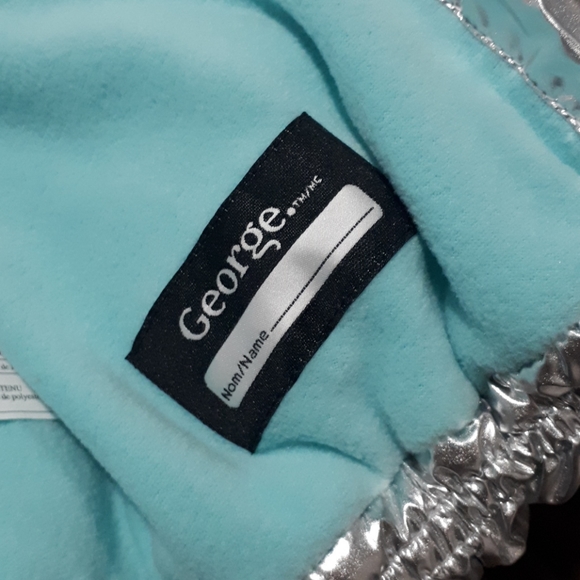 Girls Size 4-5 Silver Puffer Jacket - Picture 6 of 7